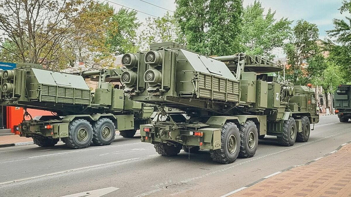     Гарнизонный военный суд Севастополя приговорил к более чем трехлетним срокам заключения двух военнослужащих, которые отказались исполнять приказ руководства во время специальной военной операции на Украине.