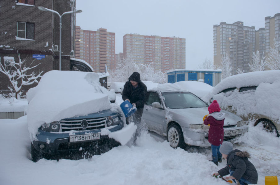 Снег в Краснодаре 22 января 2022. Краснодарский край снегопад 2022. Краснодар выпал снег 2022. Снегопад в Краснодаре. Выпал снег 2022