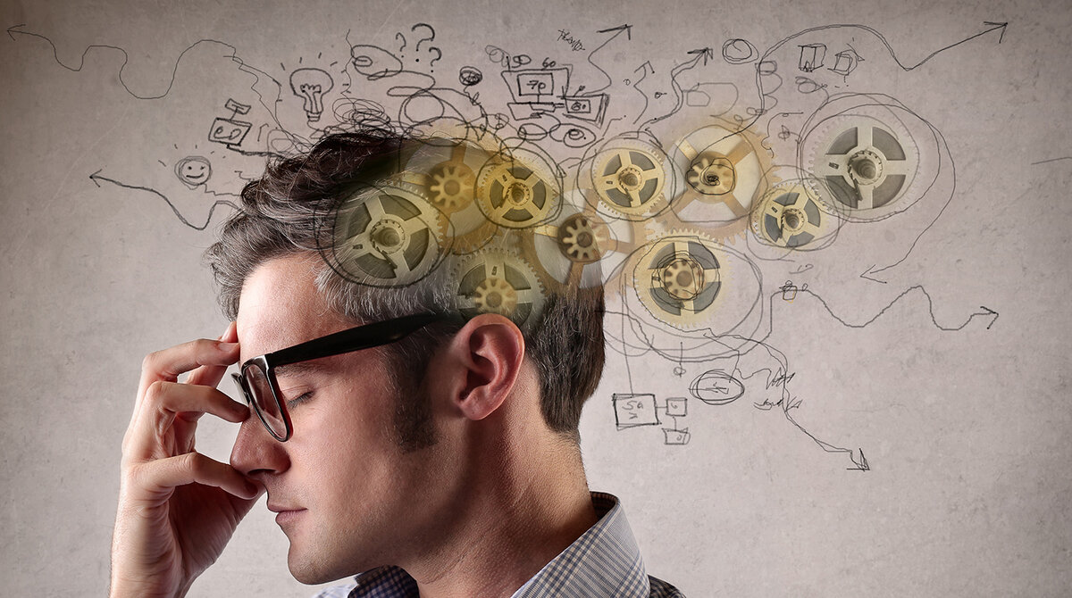 
Improve Memory: 7 Strategies.




Хорошая память является одним из ключевых факторов успешной жизни. Но что делать, если вы не можете запомнить новые идеи, информацию о встречах или даже имена своих коллег? Не волнуйтесь, у каждого человека есть возможность улучшить свою память. В этой статье мы рассмотрим 7 эффективных стратегий, которые помогут вам запомнить больше информации и улучшить свою память.

Используйте ассоциации
Ассоциации - это ключ к запоминанию большого количества информации. Когда вы хотите запомнить что-то новое, попробуйте связать эту информацию с чем-то уже знакомым для вас. Например, если вы хотите запомнить имя нового коллеги, попробуйте ассоциировать его с каким-то известным вам предметом или местом.

Используйте мнемонические устройства
Мнемонические устройства - это техники запоминания, которые помогают запомнить большое количество информации. Например, вы можете использовать акронимы или ассоциации с изображениями, чтобы запомнить серию цифр или список покупок.

Привлекайте все чувства
Чем больше чувств вы используете при запоминании информации, тем лучше запомните ее. Попробуйте включить все чувства в процесс запоминания, включая зрение, слух, обоняние, осязание и вкус.

Разбивайте информацию на меньшие куски
Когда вы сталкиваетесь с большим объемом информации, попробуйте разбить ее на меньшие куски. Это поможет вам запомнить информацию более эффективно, так как наш мозг лучше запоминает небольшие кусочки информации.

Повторяйте информацию
Повторение - это один из самых эффективных способов запоминания информации. Попробуйте повторять информацию, которую вы хотите запомнить, несколько раз. Это поможет закрепить ее в вашей памяти.

Используйте активное запоминание
Активное запоминание - это процесс, когда вы используете информацию, которую вы хотите



