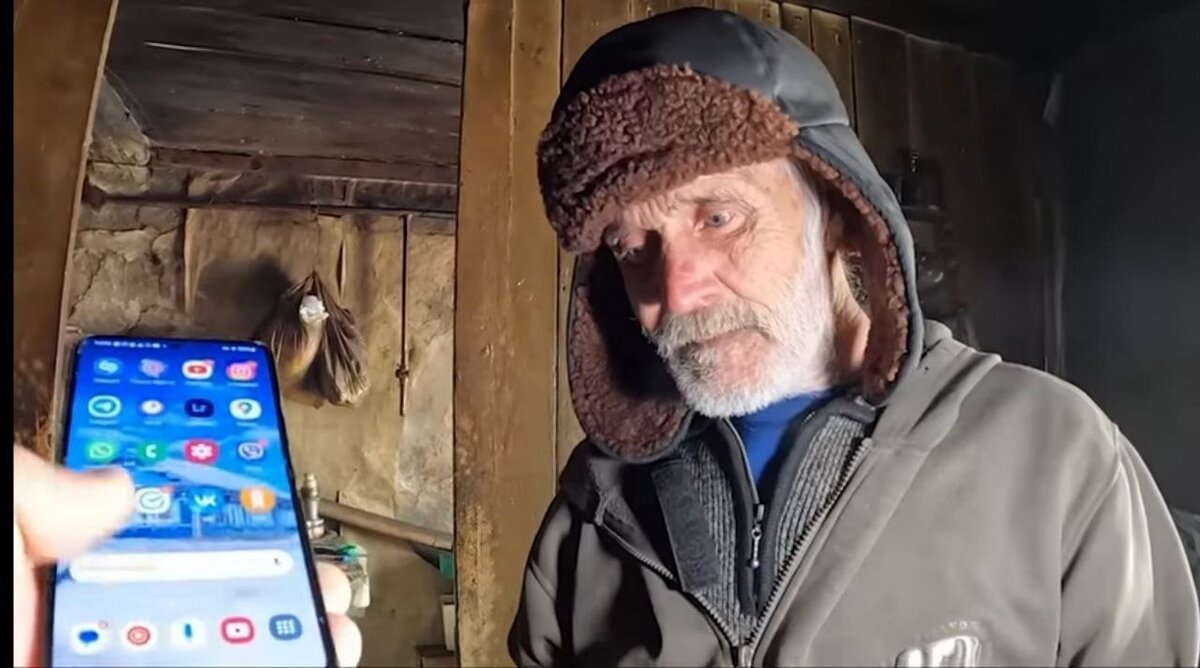  68-летний житель села Козловка увидел родственников спустя 25 лет разлуки
