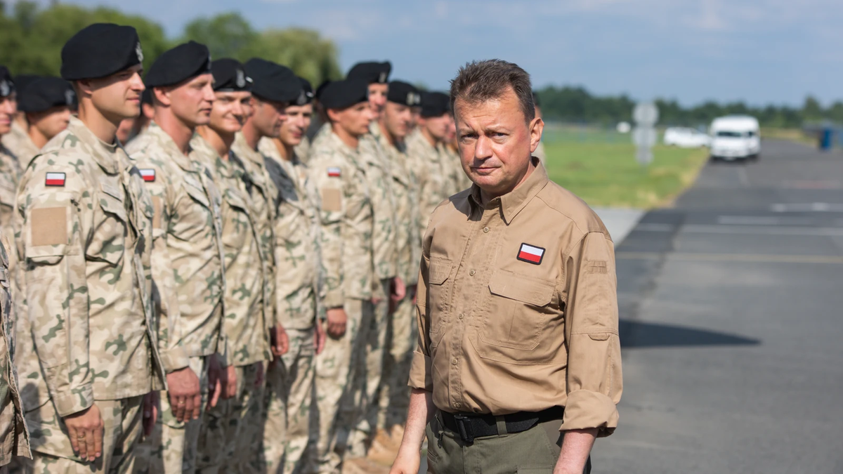 пан Мариуш Блащак, министр обороны Польши