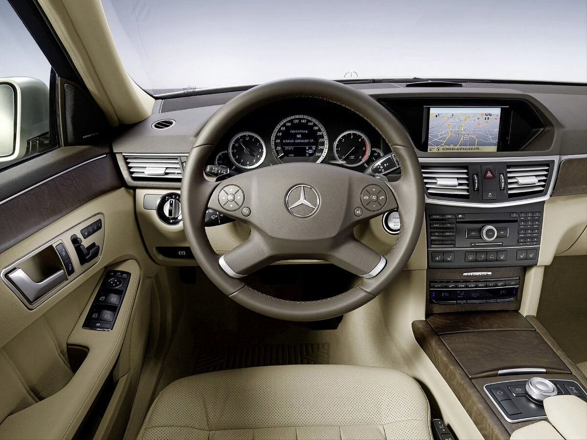 E-Class W212