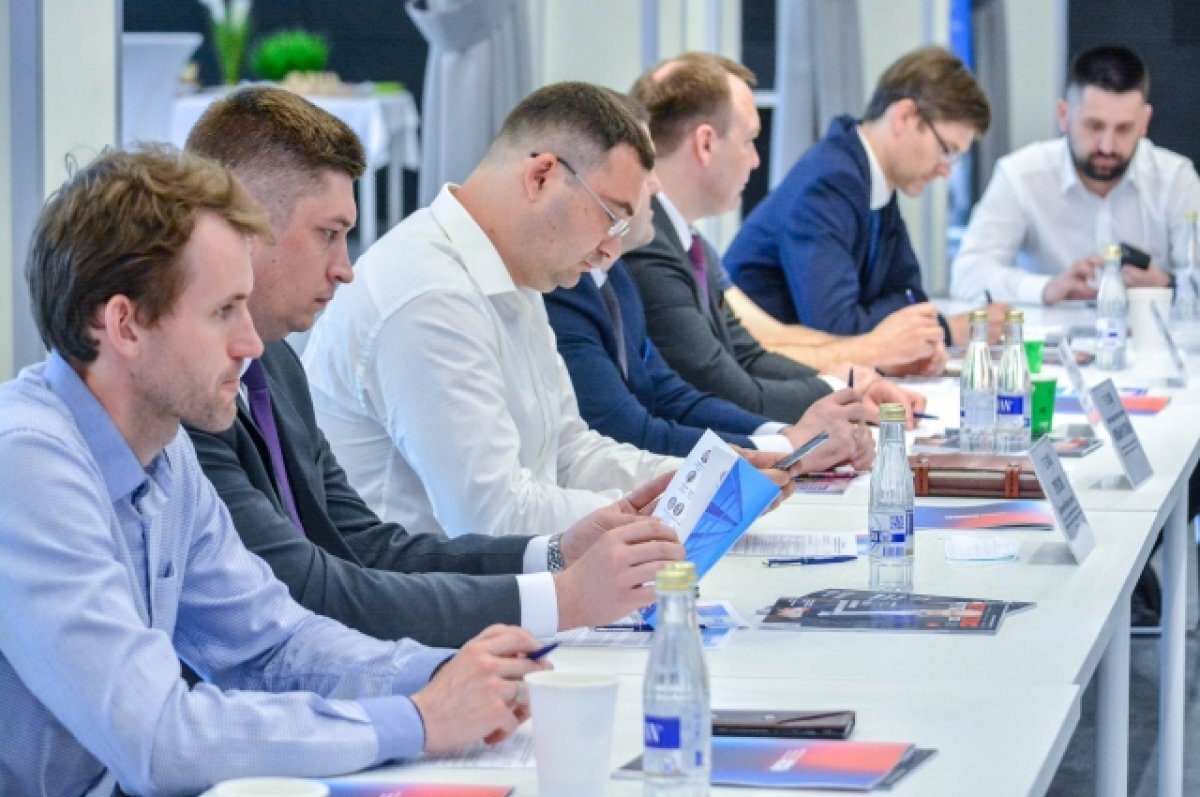    Более 17 тысяч человек подали заявки на участие в конкурсе «Лидеры России»