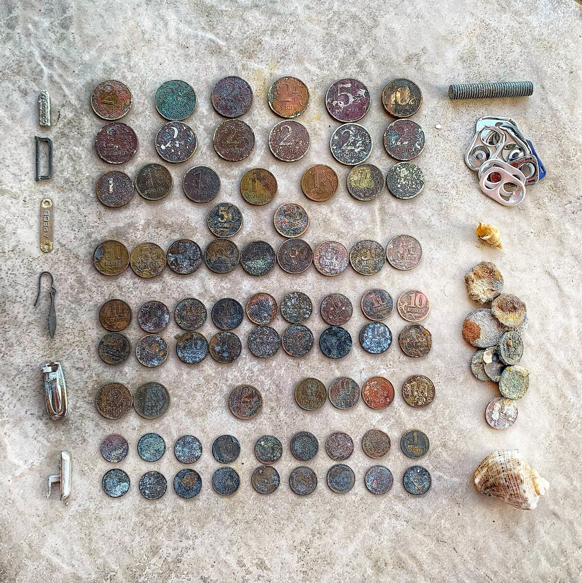 Типичные пляжные находки ходячка, советы и бижутерия со шмурдяком