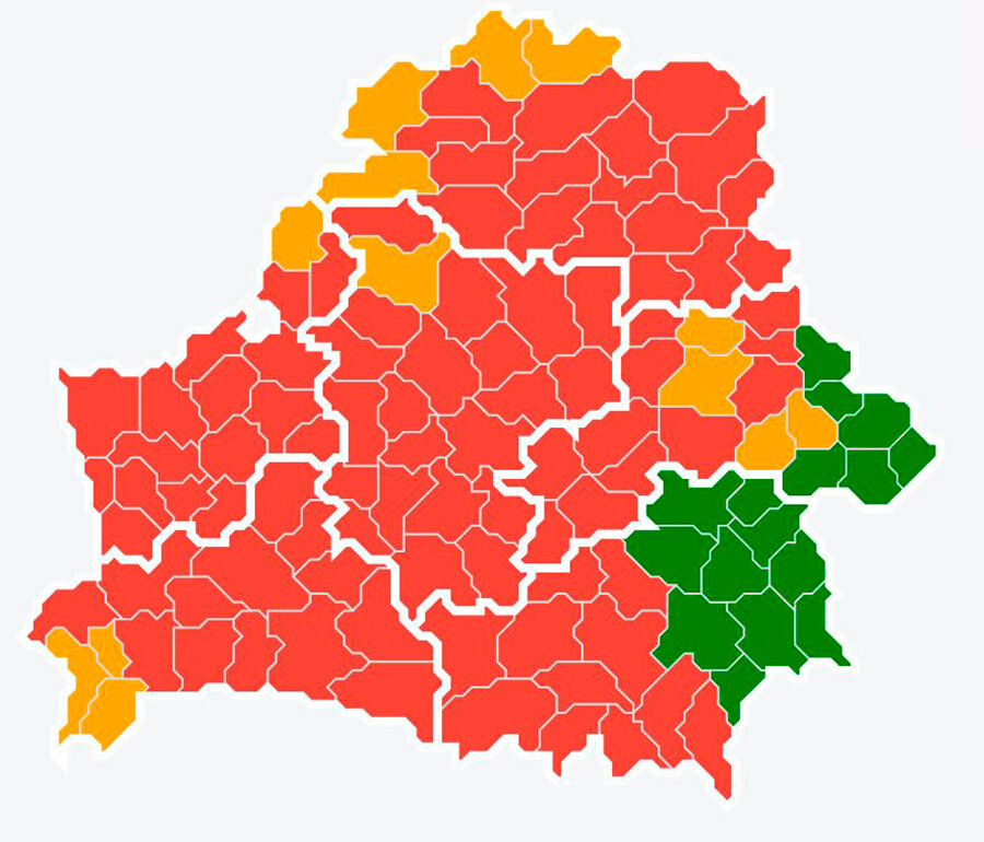    Зеленый – посещение разрешено | Желтый – посещение ограничено | Красный – посещение запрещено Скриншот: Минлесхоз