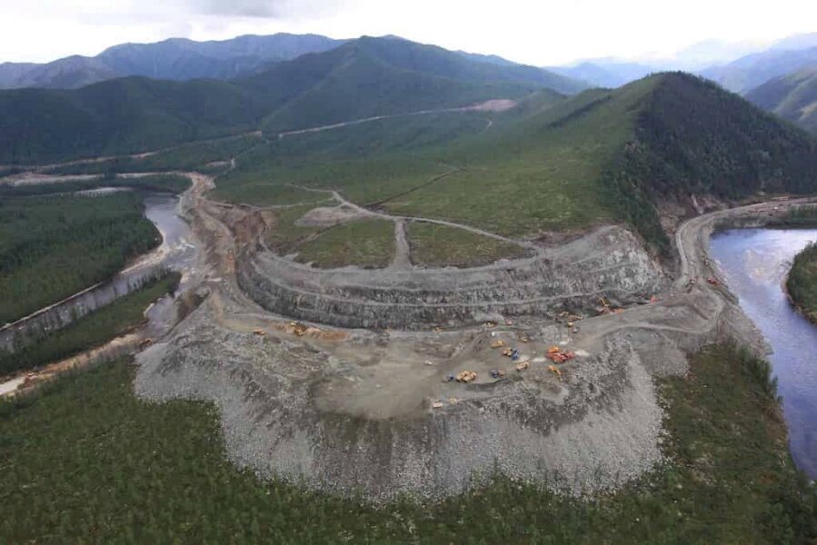 Эльгинское месторождение угля. https://www.vstp.ru/wp-content/uploads/2020/12/elga-2-min.jpg