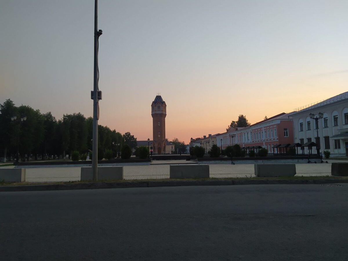 Утренний город