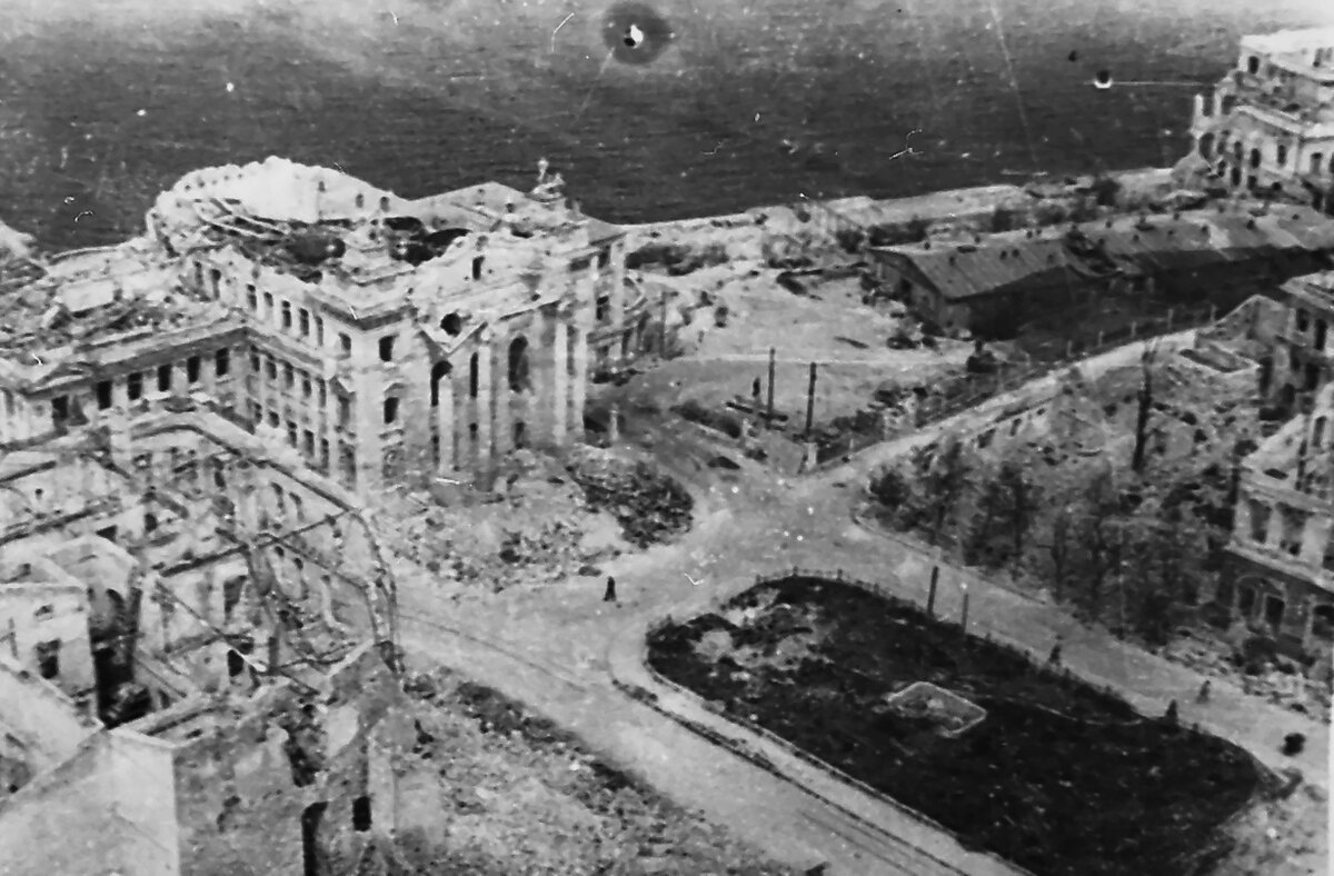 Фото из архива Государственного музея героической обороны и освобождения Севастополя