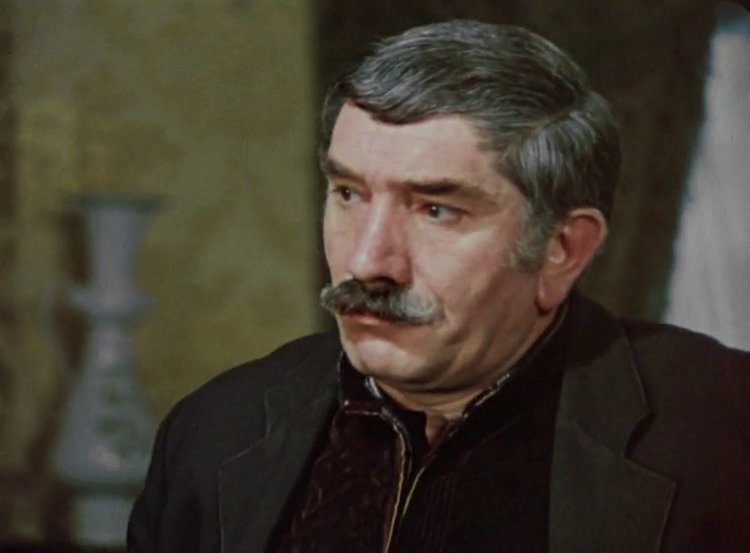 Армен Джигарханян в роли купца Артема в фильме «Гикор» (1982) | megogo.ru