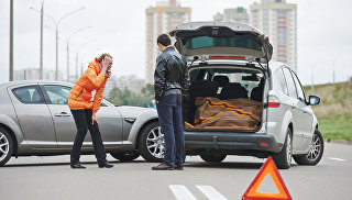 Новые способы вымогательства денег у водителей Четвертую строчку рейтинга занял Alfa Romeo Giulietta. Эта модель встречается на российских дорогах достаточно редко, однако привлекает своим особенным итальянским стилем. Приобрести автомобиль в России можно только по пред заказу.