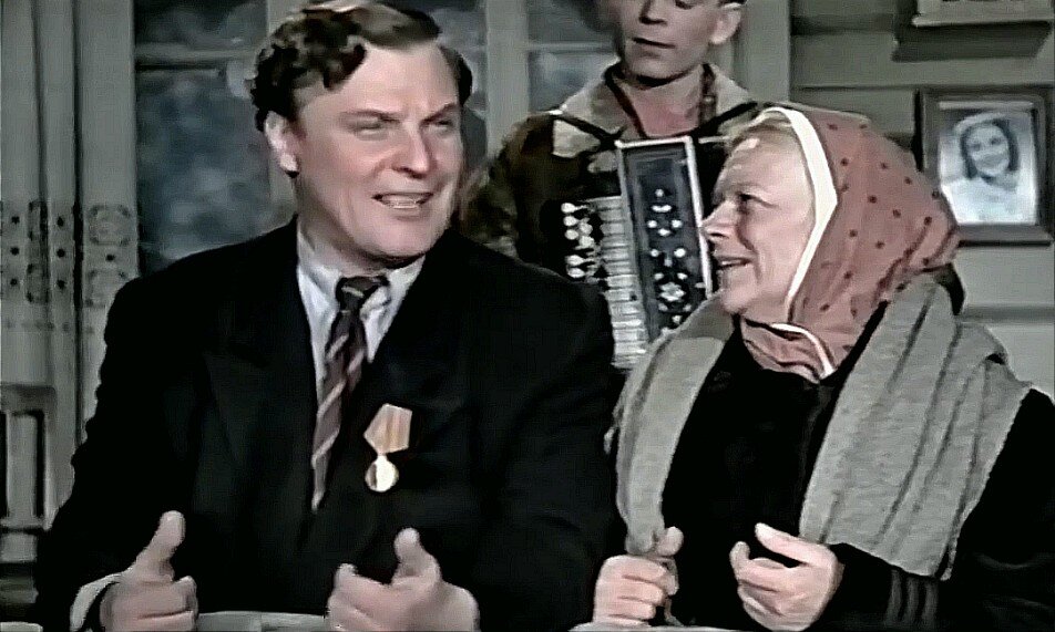 Кадр из фильма «Свадьба с приданым», 1953 г.
