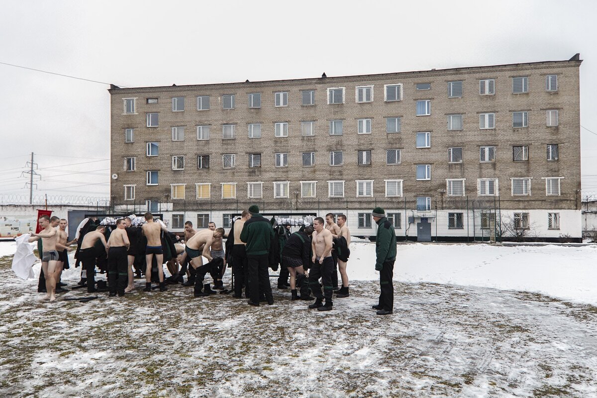 Включи колонии. Колпинская воспитательная колония для несовершеннолетних. Нерчинская колония для несовершеннолетних. Колония для несовершеннолетних Сыктывкар. Кировоградская воспитательная колония для несовершеннолетних.