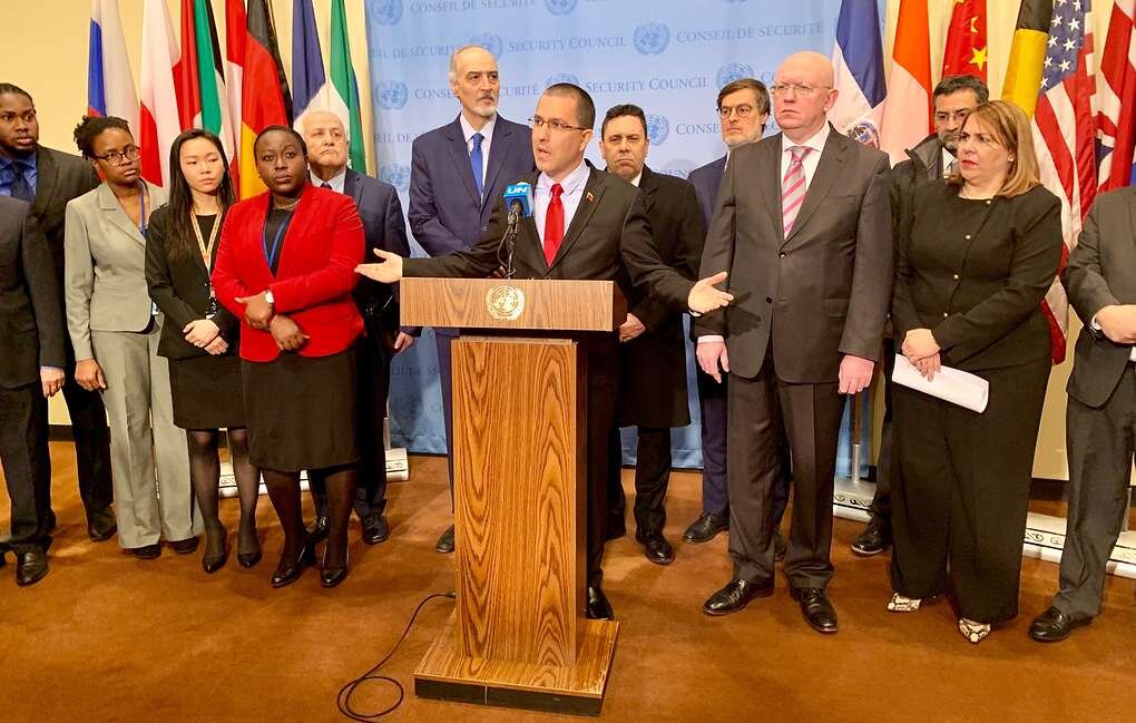 Группа из 50 стран выступила в ООН в защиту суверенитета Венесуэлы и международного права