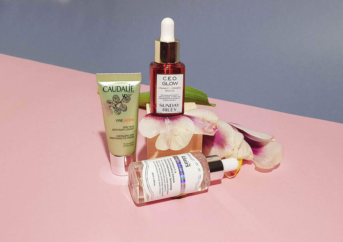 Крем для кожи вокруг глаз Caudalie Vine Activ, масло для лица с витамином С Sunday Riley, сыворотка с витаминами Klairs