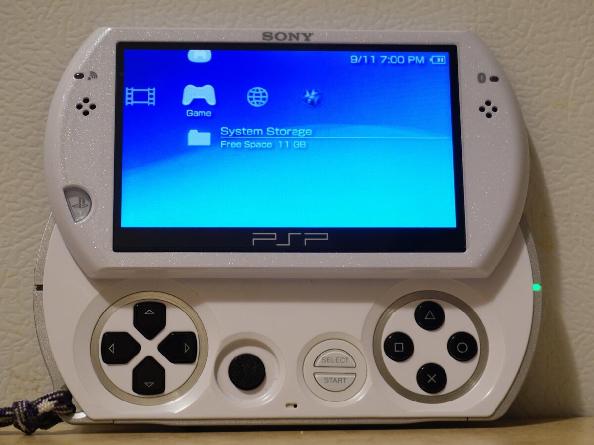 PSP GO, Не удобная