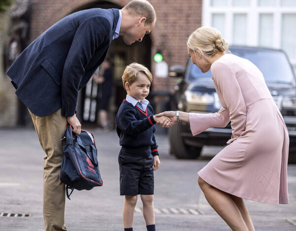Мамочки - в восторге: Принц Уильям активно занимается школьными делами сына