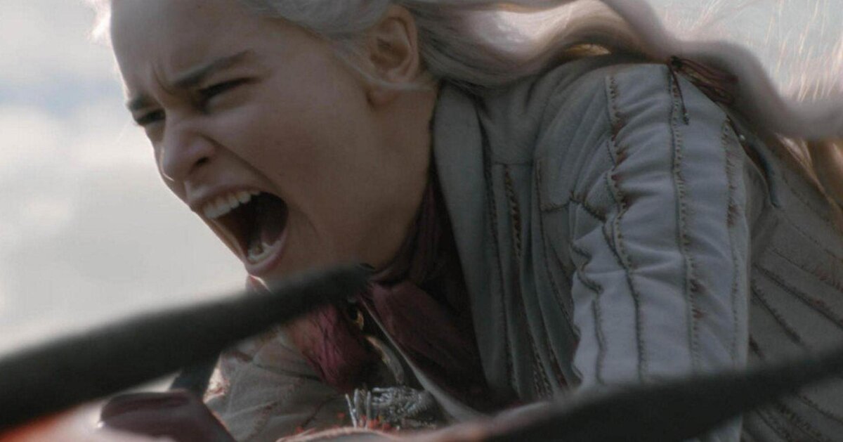 Валар моргулис, друзья! Закончился наш горячо любимый сериал, который слава богу и закончился! Сложилось впечатление, что шоураннеры где то недопили или перепили, чтобы снять такую мусорную (слитую за 2 недели до конца сериала в сеть) и нелогичную концовку, которая буквально взбудоражила интернет-сообщество. И вот почему..