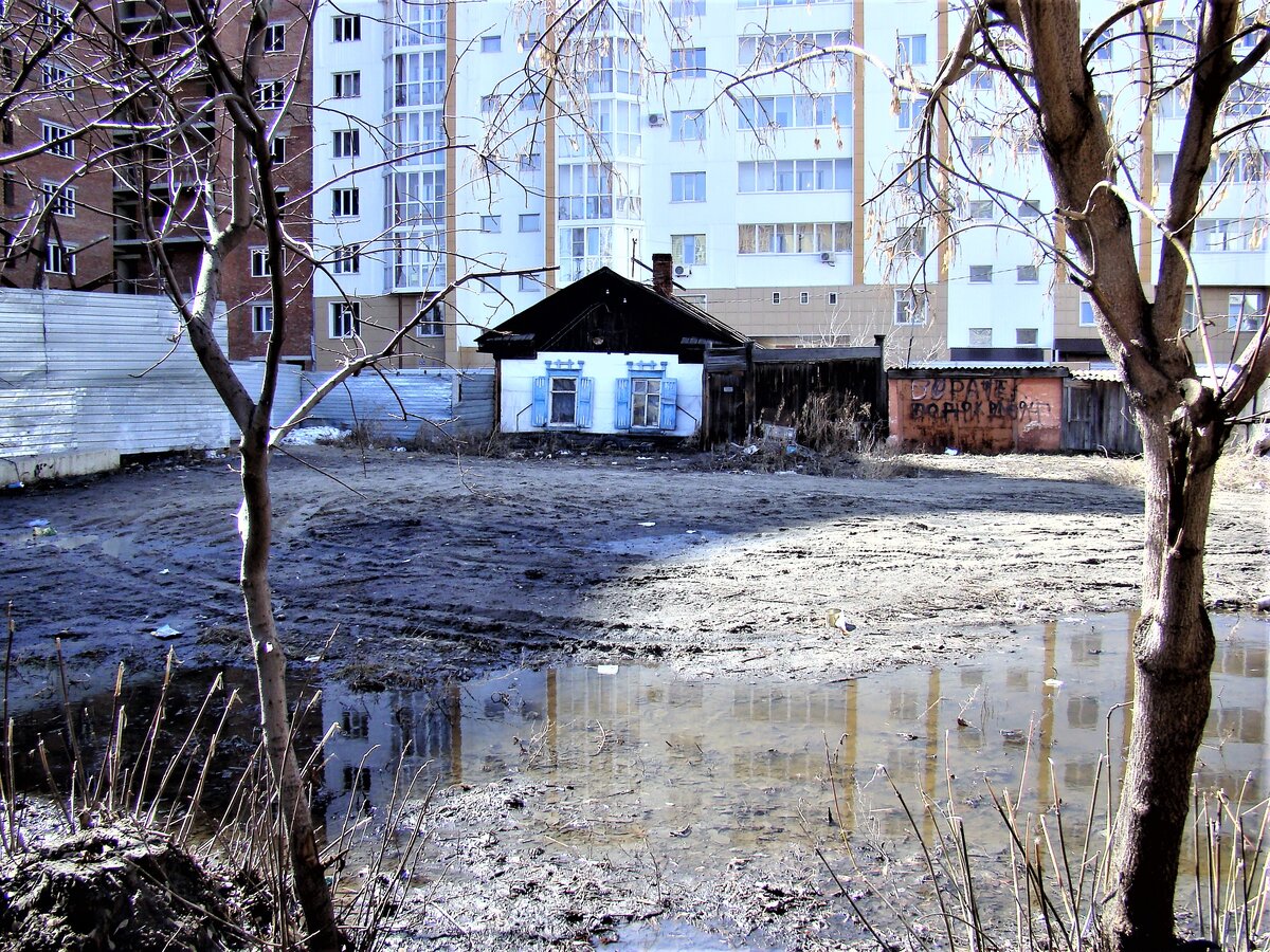 Недалеко от центра Омска. 2015