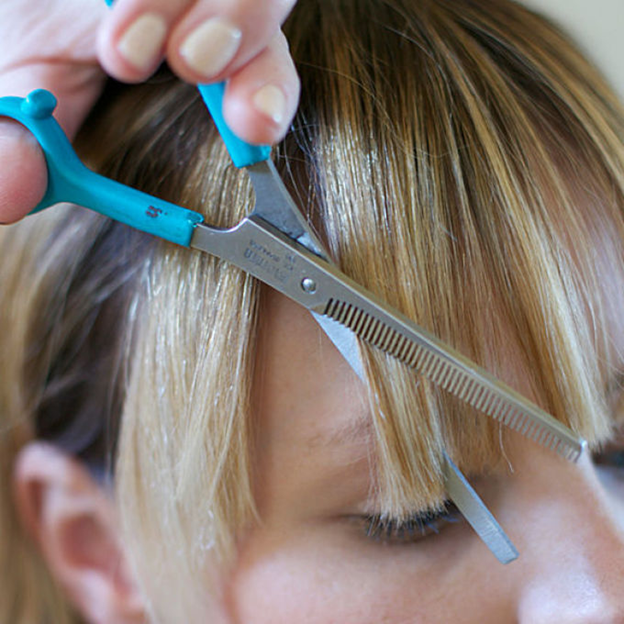 Зачем филируют волосы, и может ли эта процедура нанести вред? | Все о  красоте женских волос | Дзен