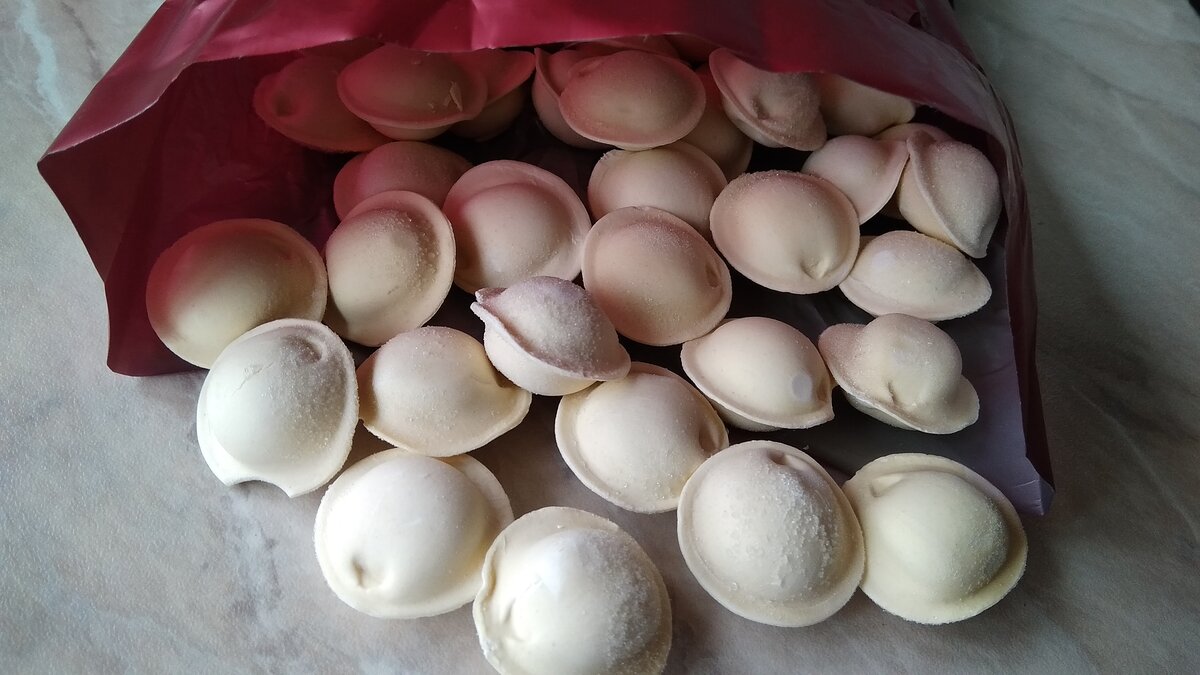 По виду ровненькие, аккуратные крошки-пельмешки 