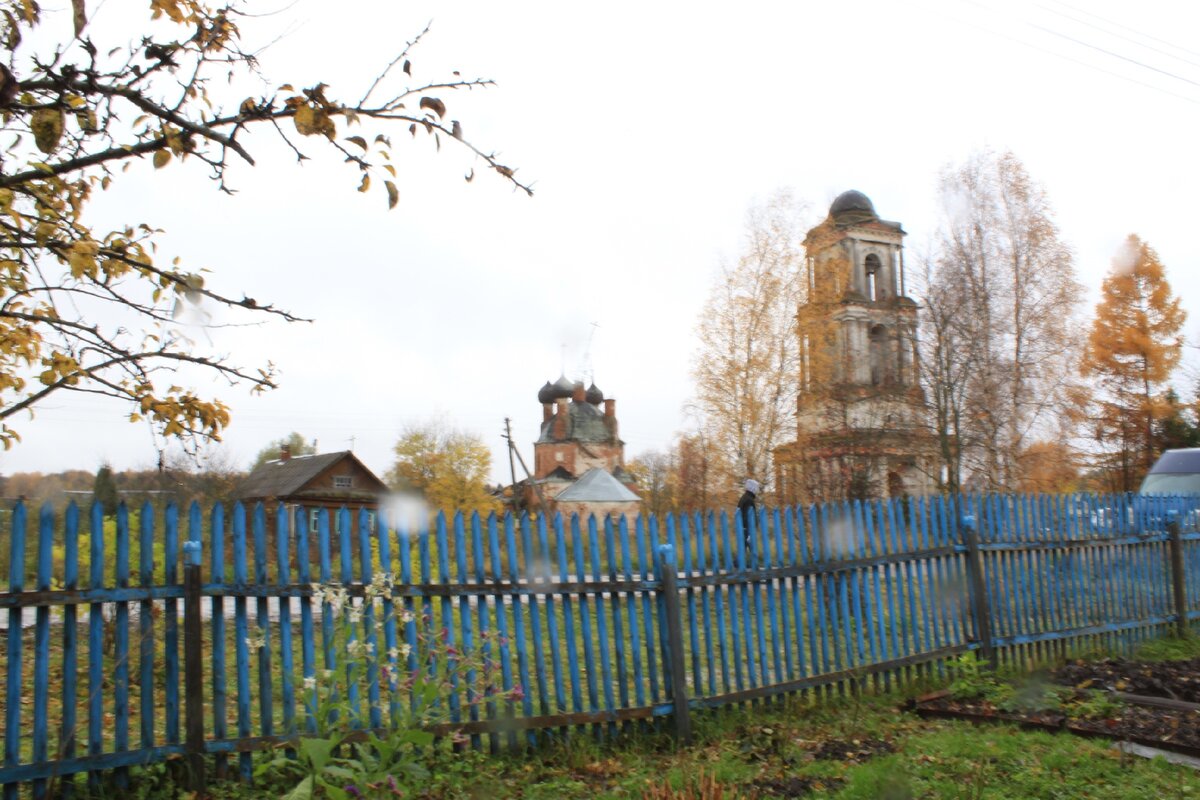 Покровский храм. Вид из дома Прохина