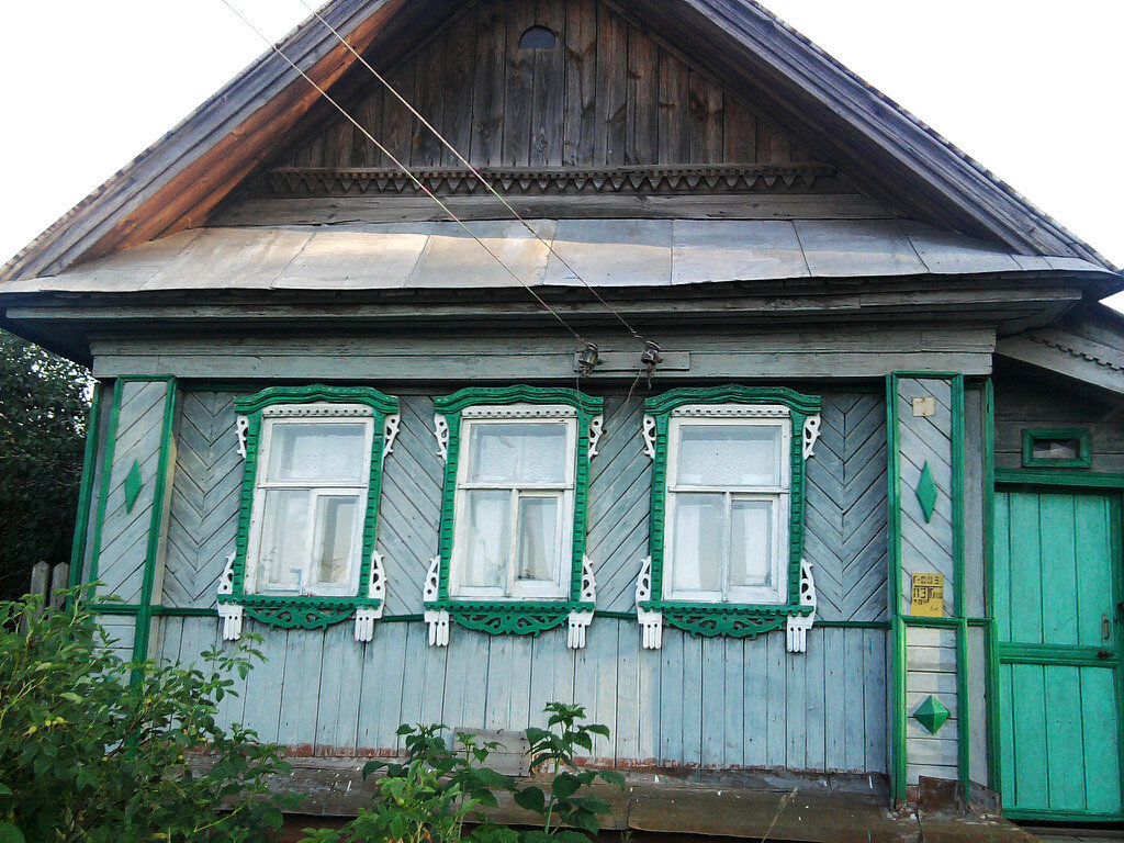 Одинокий отчий дом.