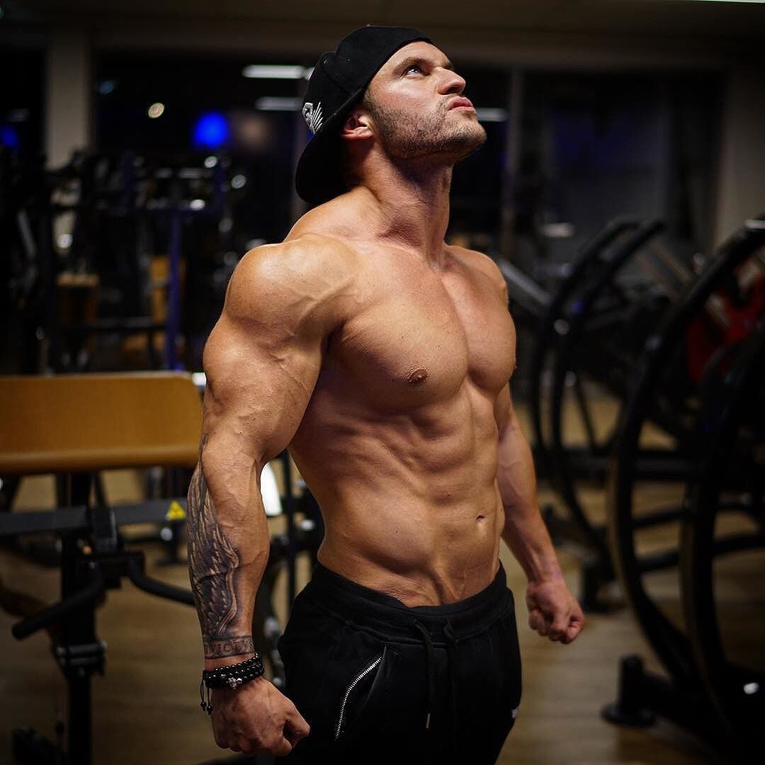 Tavi Castro рост