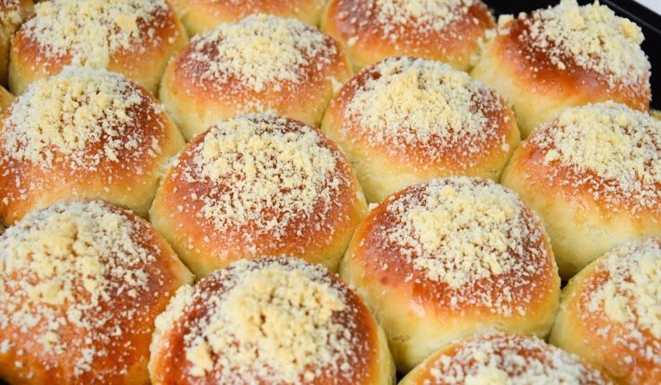 Булочки  с штрейзелем.