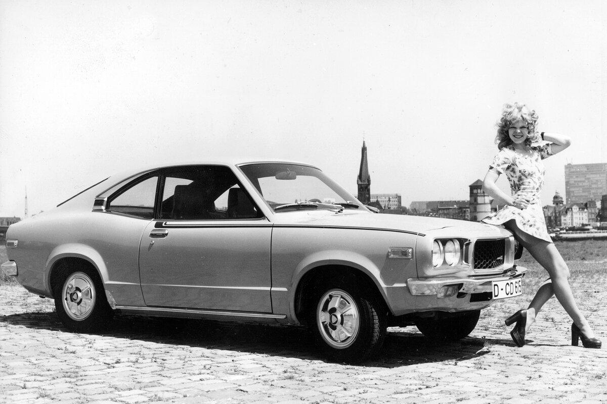 В 1973 году компактный RX-3 в Германии стал первой Mazda с роторно-поршневым двигателем. Такие автомобили с каждым годом становятся только дороже и могут озолотить своего владельца. 