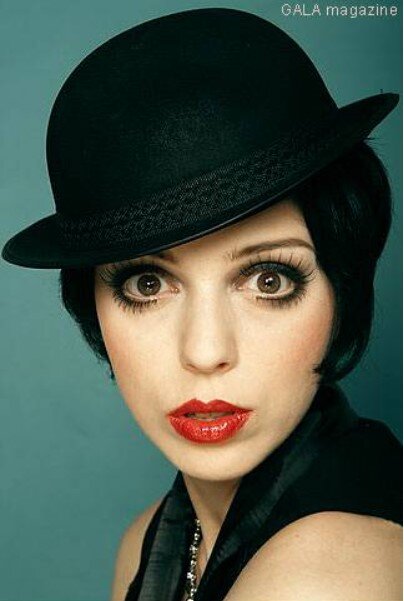 Часто разговор с женщиной - это разговор о ее матери. 