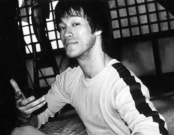 Брюс Ли - фото из интернета