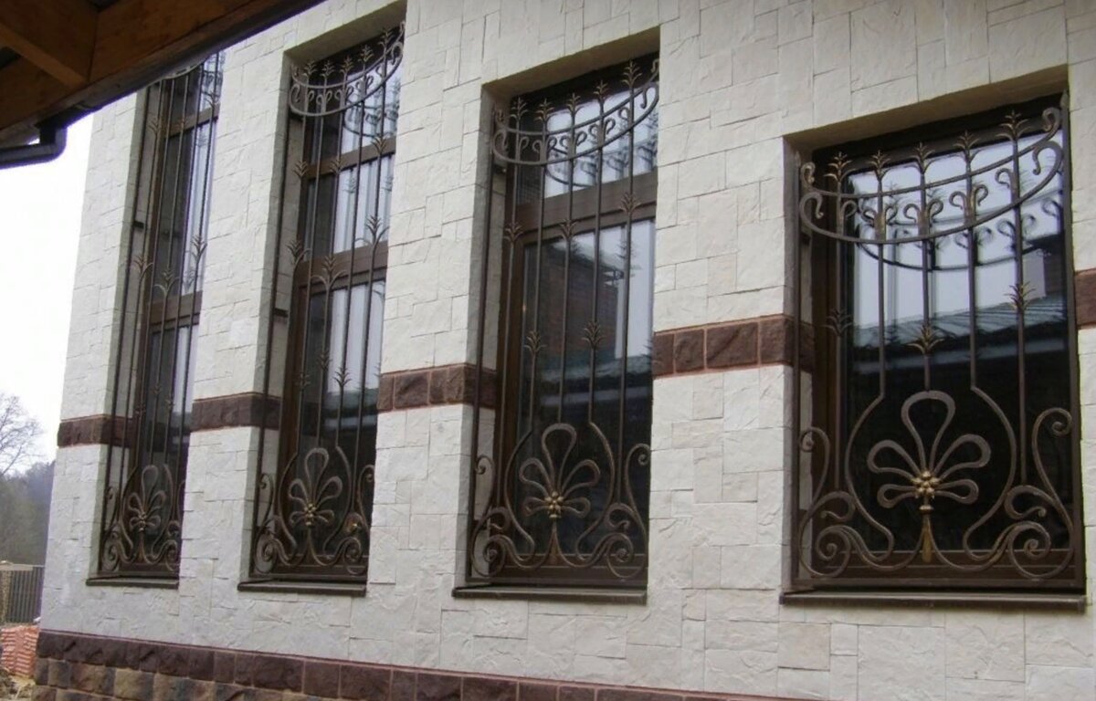Решетки на окна, изготовление оконных решеток в Екатеринбурге