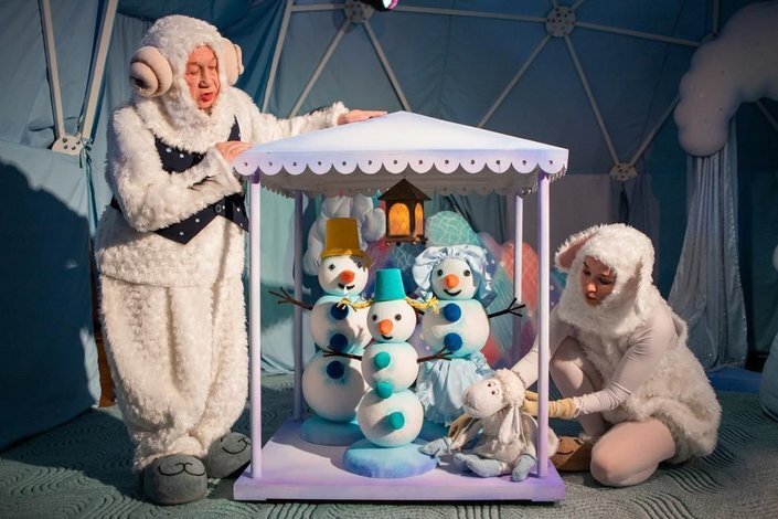   Сцена из спектакля "Пушистая сказка". Фото предоставлено театром кукол "Аистёнок"