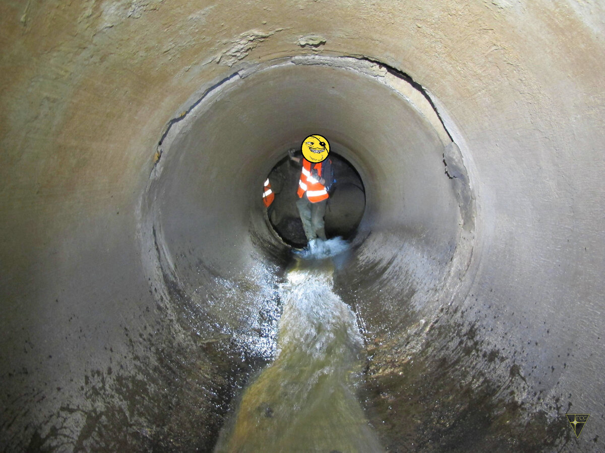 Подземный ручей в Лианозово. Почему в нём так много затворов?