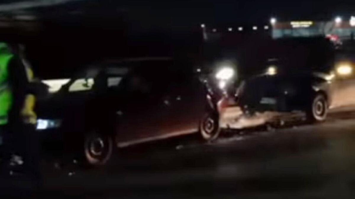    Машины скопились на дороге:instagram.com/polisia_kostanay