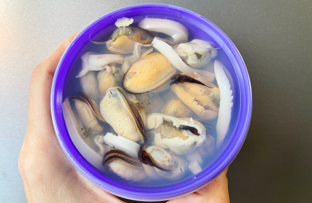 Вот этот морской коктейль я использовала для приготовления салата