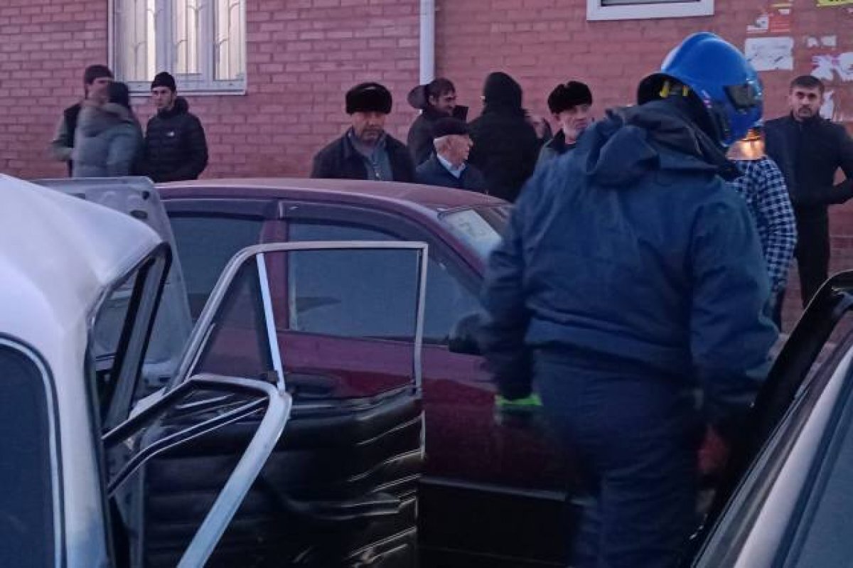    Пять человек пострадали при столкновении четырёх автомобилей в Ингушетии