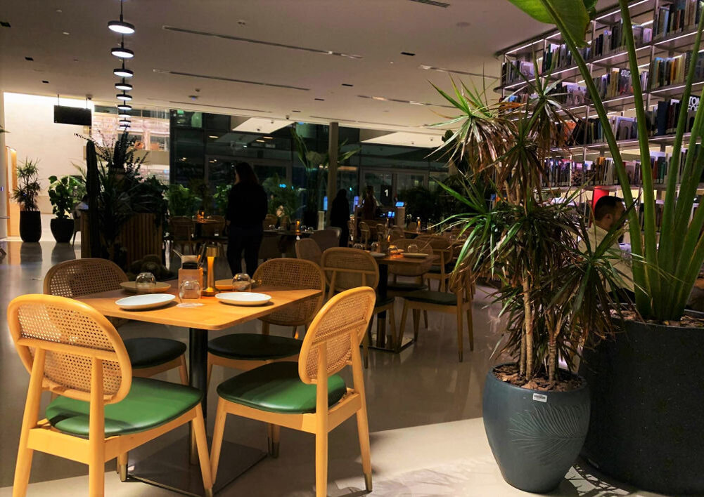 Ресторан «CHIE» в библиотеке «The House of Wisdom» в Шардже