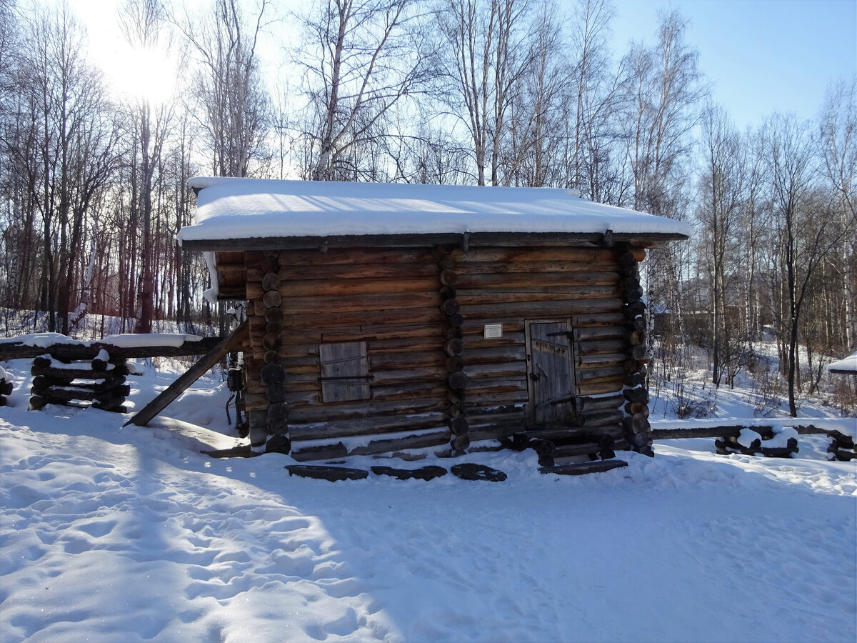 Архитектурно-этнографический музей «Тальцы». Каскад водяных мельниц (середина XIX в.)