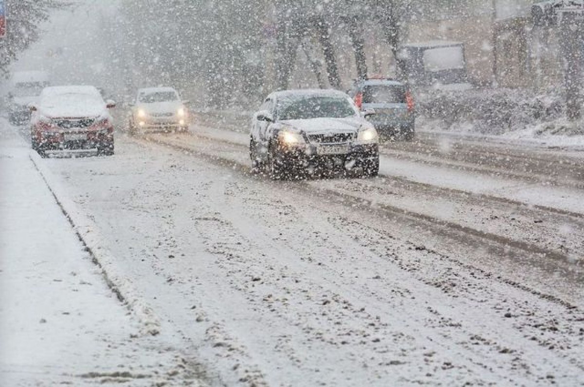    ГИБДД Екатеринбурга предупреждает горожан о плохой видимости и гололеде