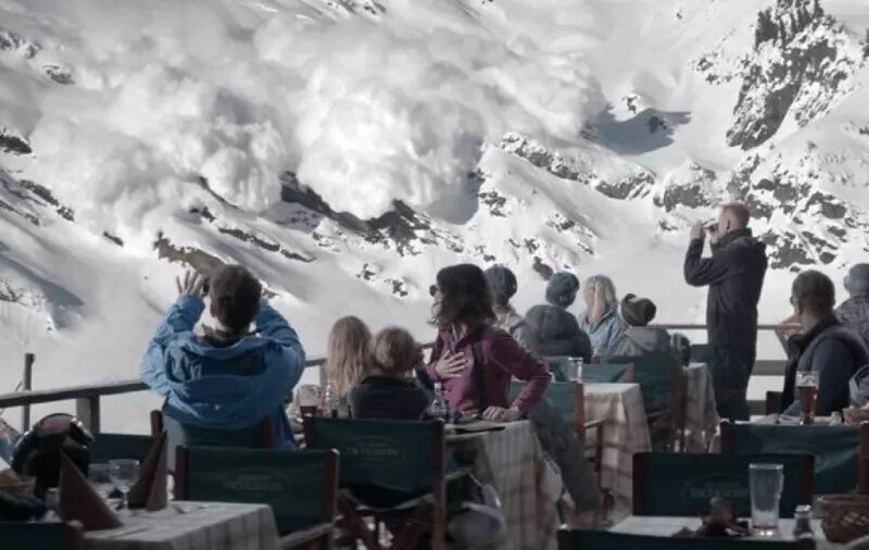 Кадр из фильма «Форс-мажор