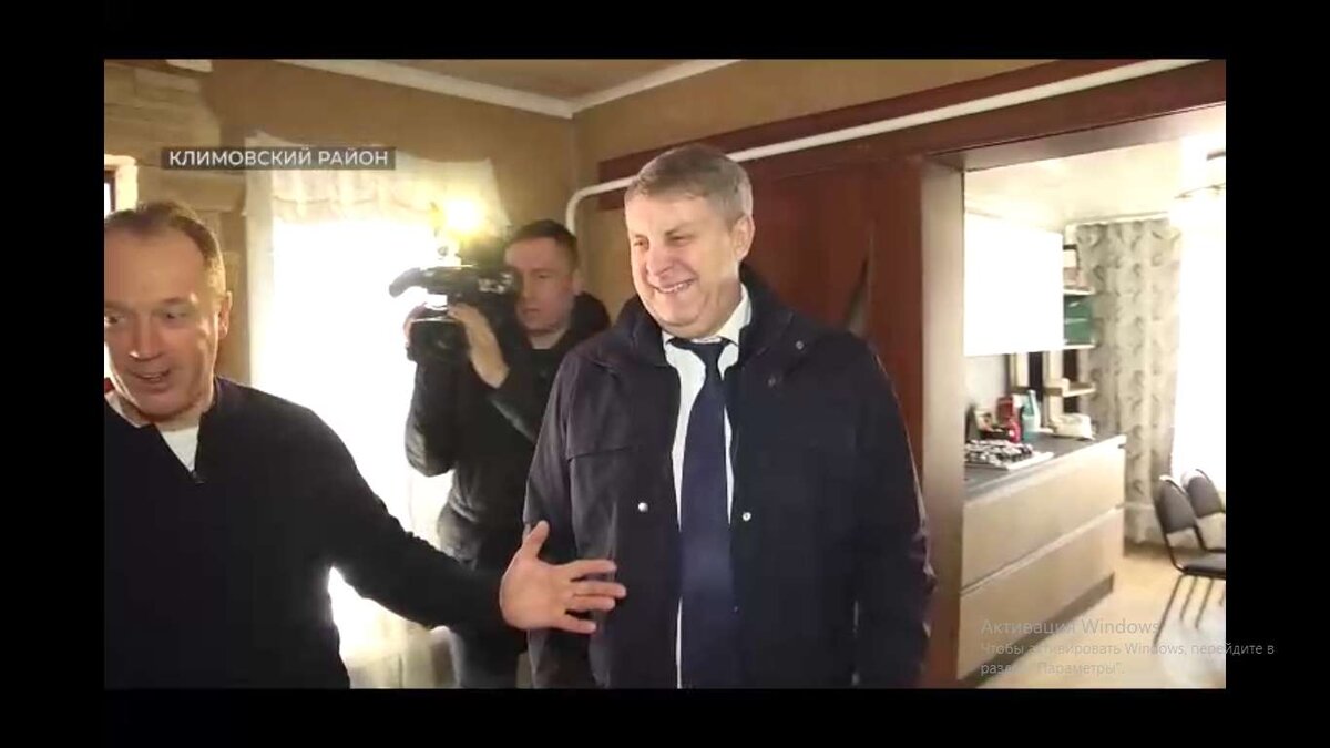    Богомаз подарил семье юного брянского героя Федора дом с ремонтом, которому сам подивился avchernov