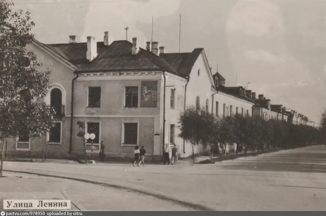 Источник https://pastvu.com/p/978950