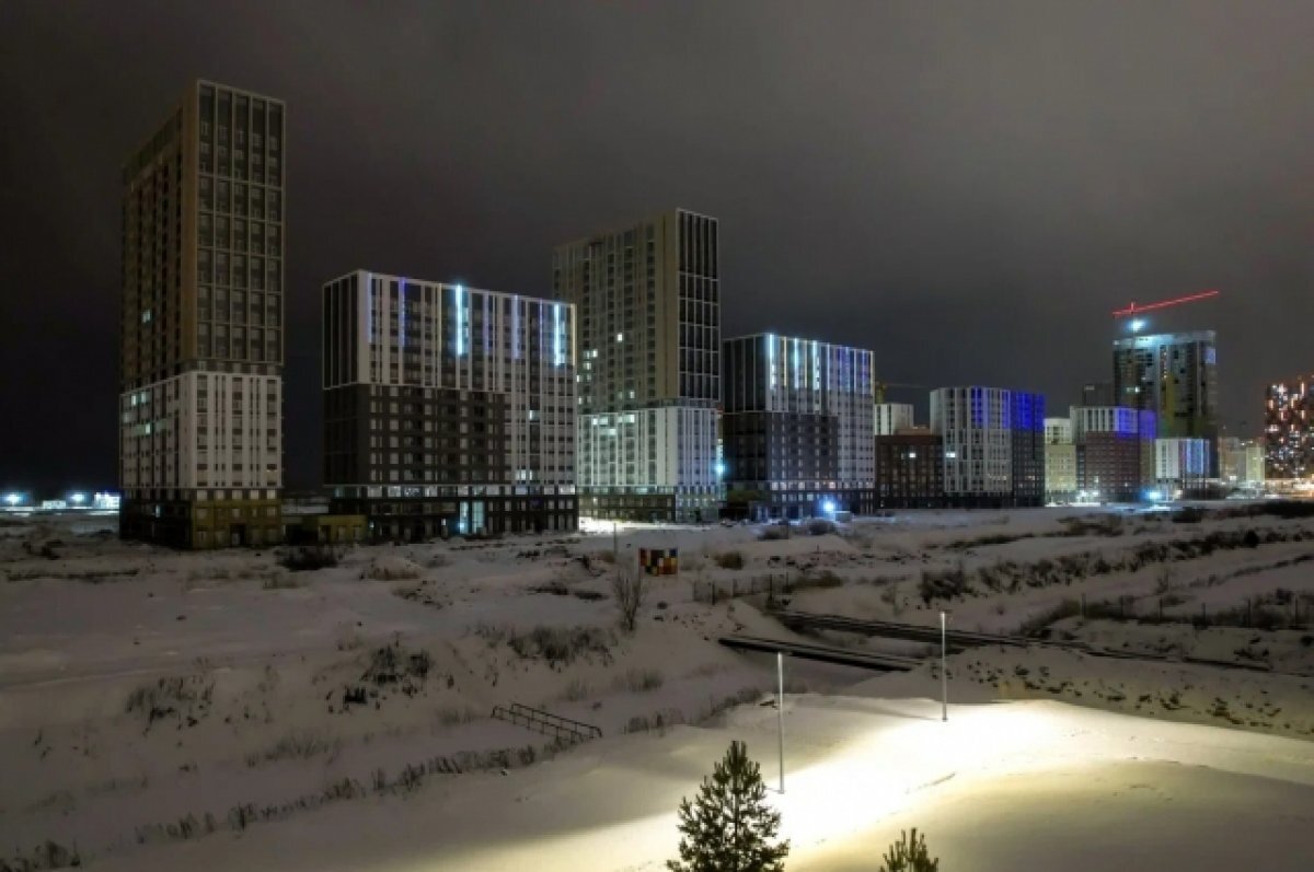    Вот это 12.8! Часть «коммуналки» нового дома в Академическом оплатит солнце