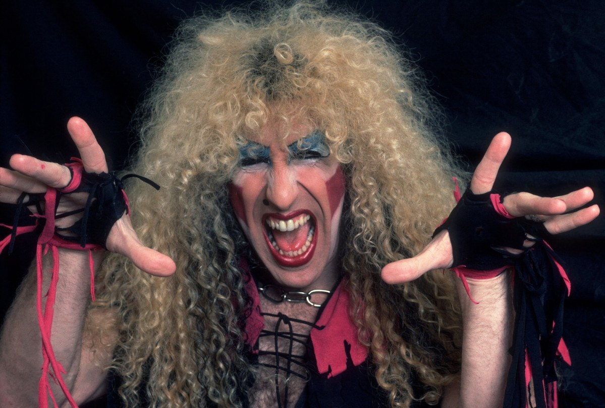 Группа твистед систер. Твистед систер солист. Ди Снайдер Twisted sister. Твистер Систерс группа. Твистер систер группа вокалист.