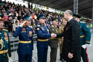  📷    В Оренбурге на Параде Победы увеличили число военной ретро-техники Белов Михаил Александрович
