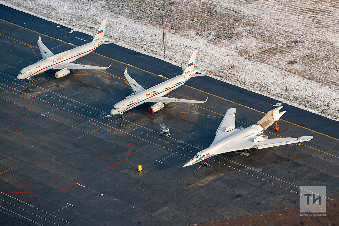 ил 114 шасси. Superjet new, ил-114. 1000 самолетов до 2030 года. 1000 самолетов до 2030 года. ограничение полетов продлили.