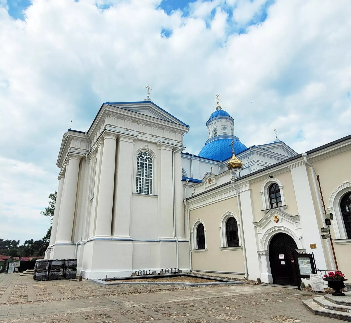 Костелы Гродненской области