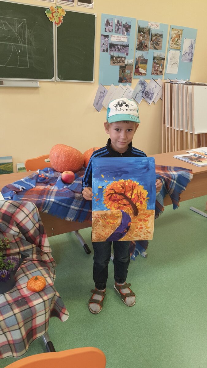 Тима в изо студии