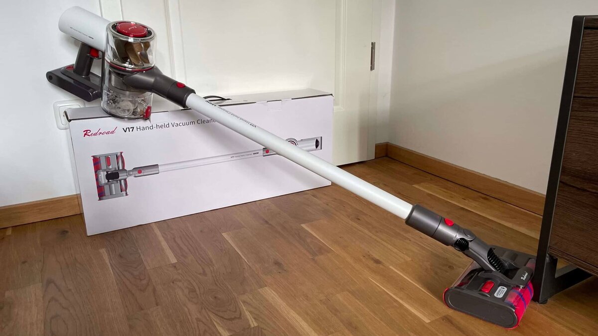    Redroad V17 — удобный робот-пылесос, которым хочется пользоваться